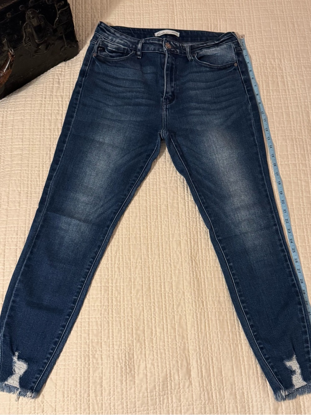 KanCan Jeans Women's Skinny Dark Wash Distressed Frayed Ankle Size 29